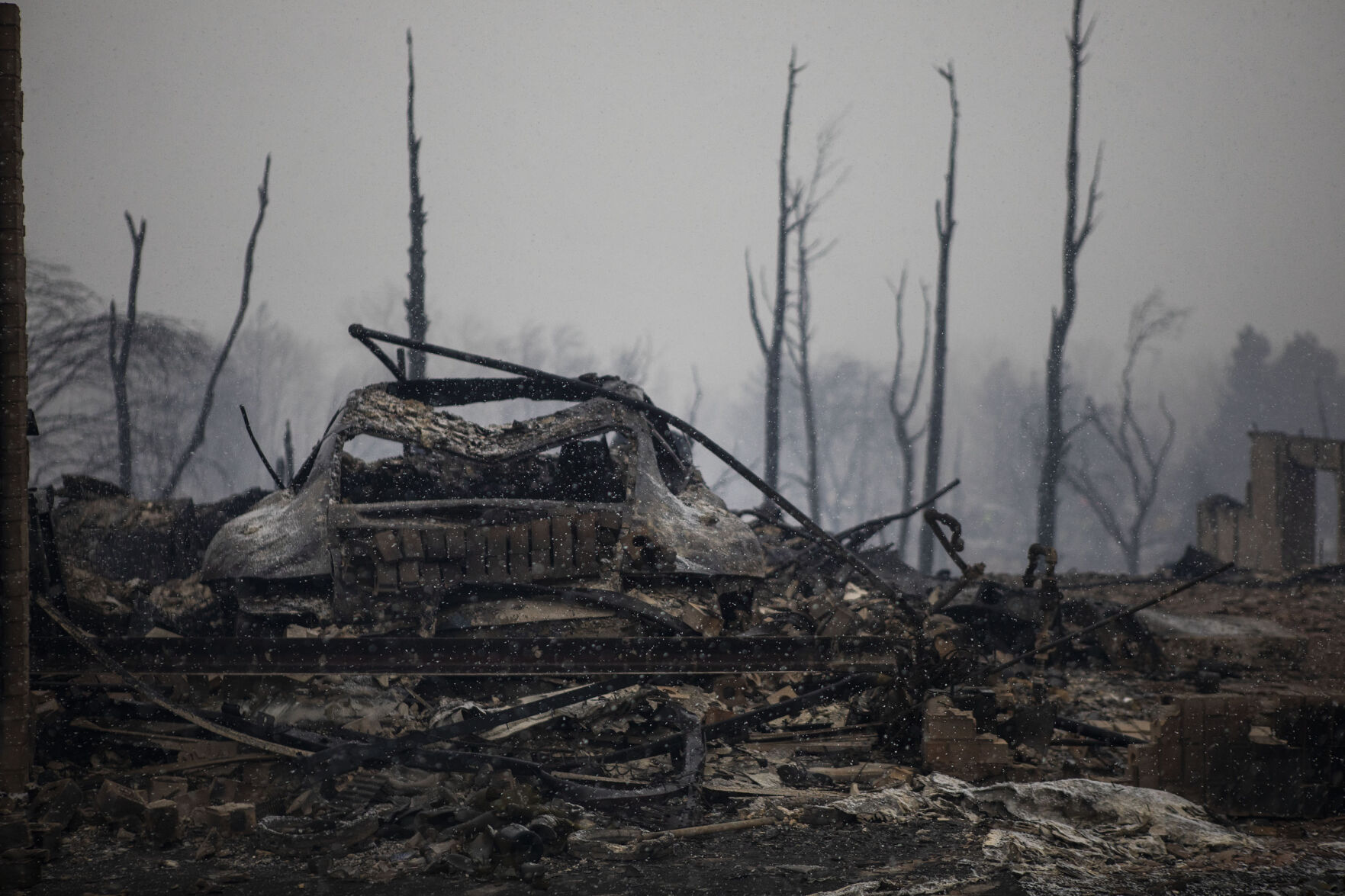 010122-news-LouisvilleFires21.JPG